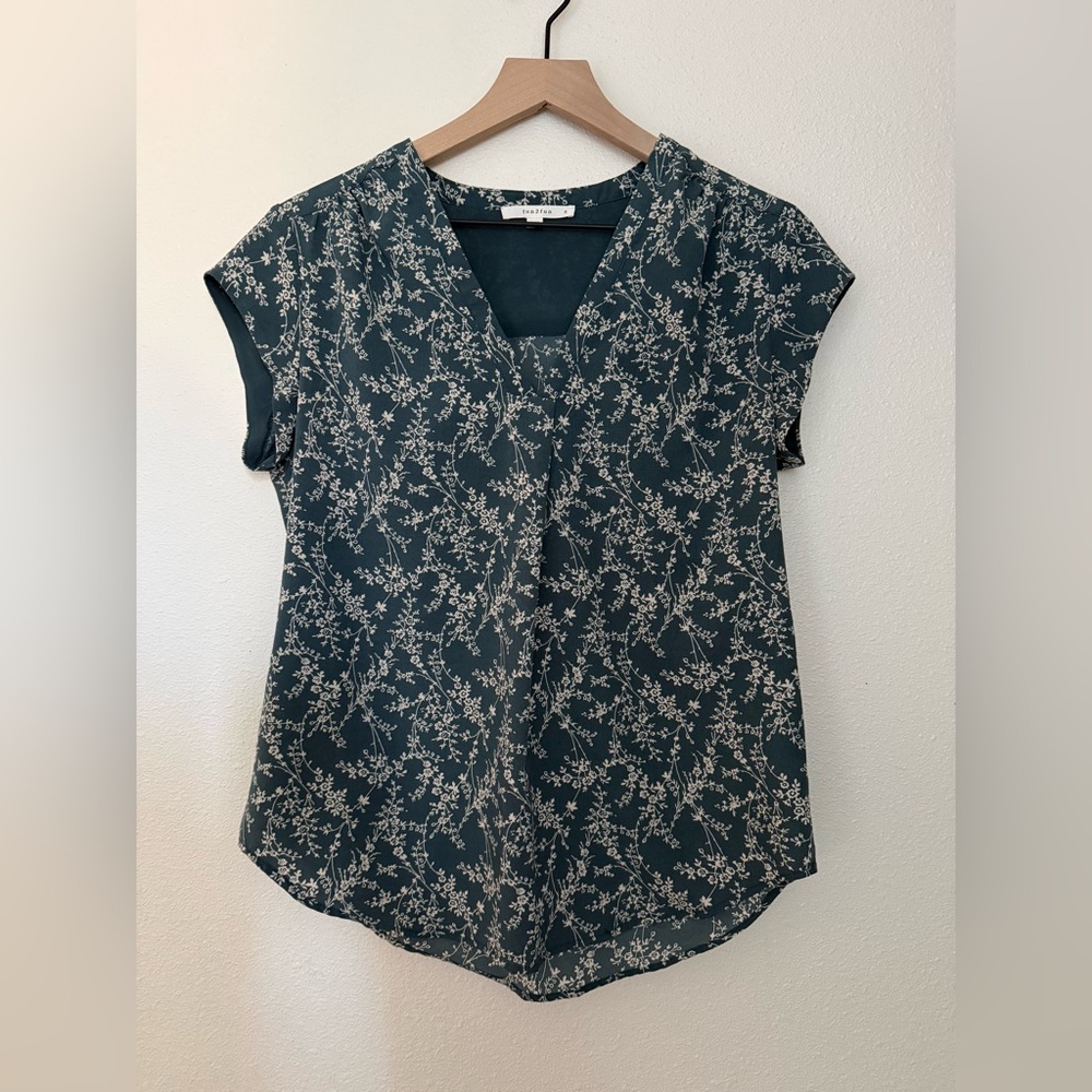 Fun 2 Fun Teal Floral V-Neck Blouse